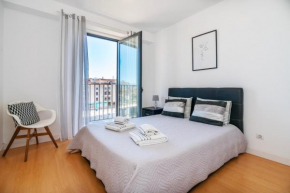 Modern Flat by Lagos Marina and Old Town Lagos